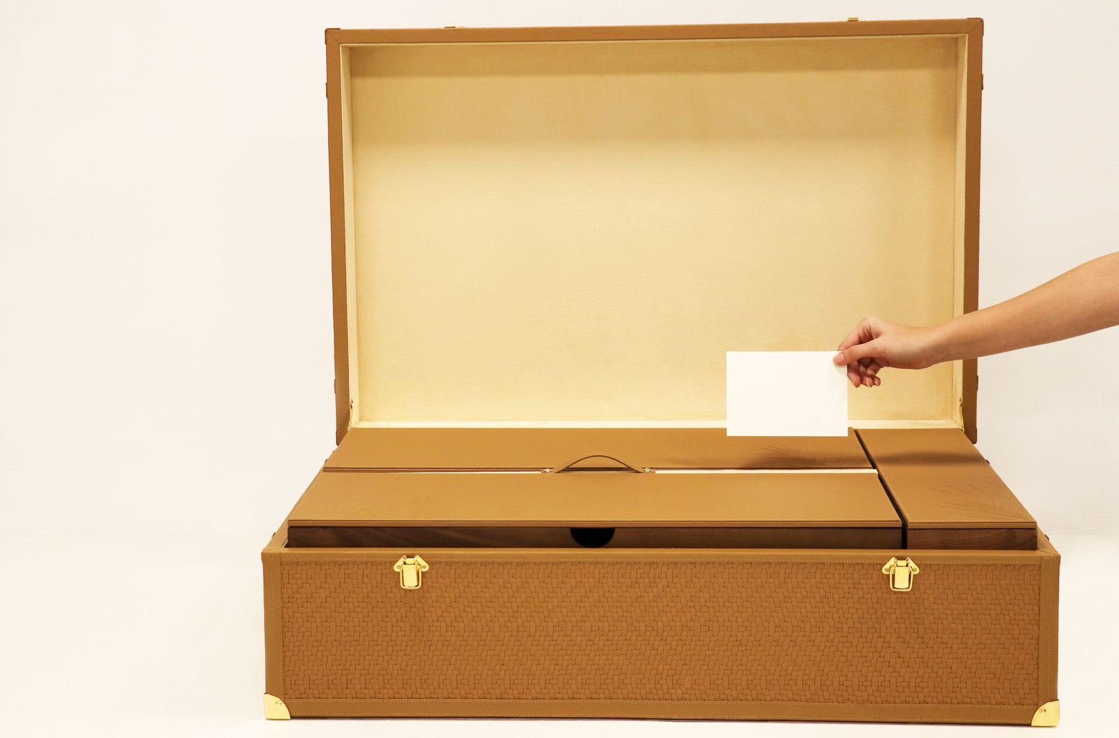 de lo mio wooden box